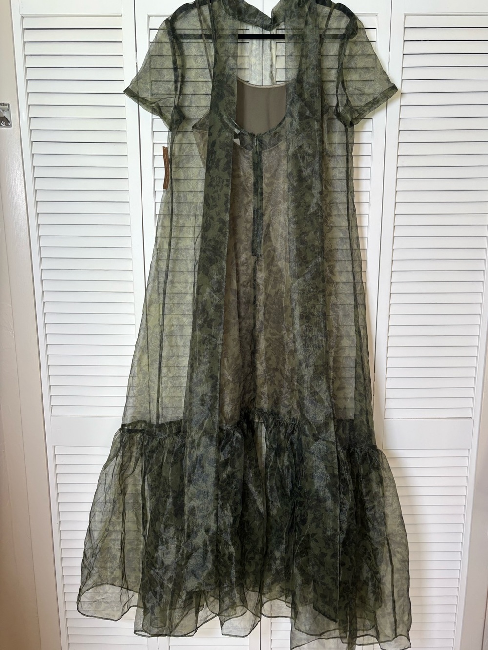 NWT CAARA Melody Olive Floral Organza Elegant Dress Size Medium - Picture 9 of 10